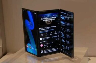 Samsung Tri-fold Phone